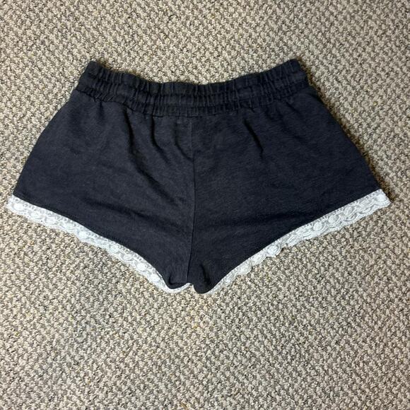 Cute vintage y2k low rise gray lace micro sweat shorts - Picture 5 of 5
